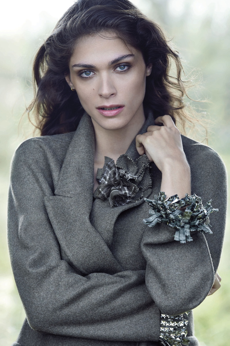 young adult, brunette, beautiful people, modern, 2K, females, waist up, portrait, hair, clothing, fashion, elegance, brown hair, women, Elisa Sednaoui