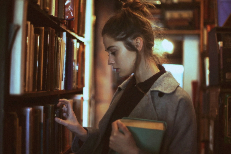 1080P, reading, coats, library, grey coat, books, introvert