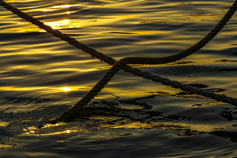 ropes, hour, yellow, tangled, sky, connection, no people, golden, wave, day, red sky, close-up, body, shore, rippled, sea, sunset, outdoors, lake, reflection