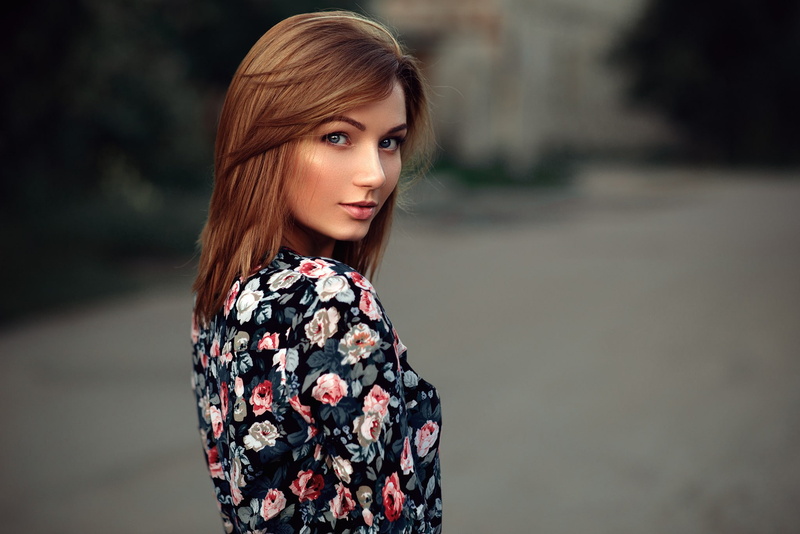 depth of field, long hair, model, Maks Kuzin, women, looking at viewer, eyes, straight hair, redhead, face, portrait, 1080P