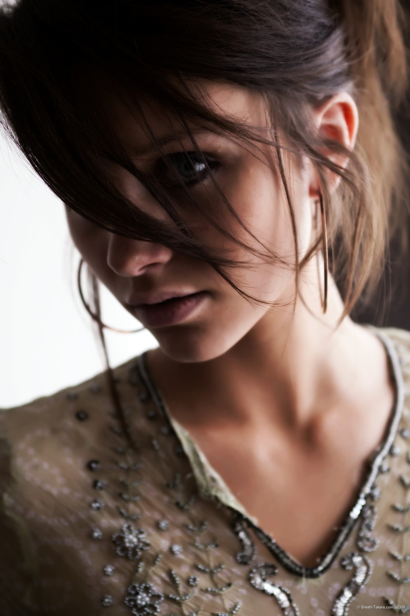 human body part, beauty, beautiful woman, contemplation, emotion, hair, portrait, indoors, brown hair, headshot, one person, adult, hairstyle, Cameron Intima