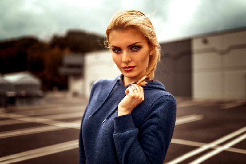 emotion, adult, women outdoors, beautiful woman, women, architecture, depth of field, blonde, city, Miro Hofmann, young adult, contemplation, beautiful people