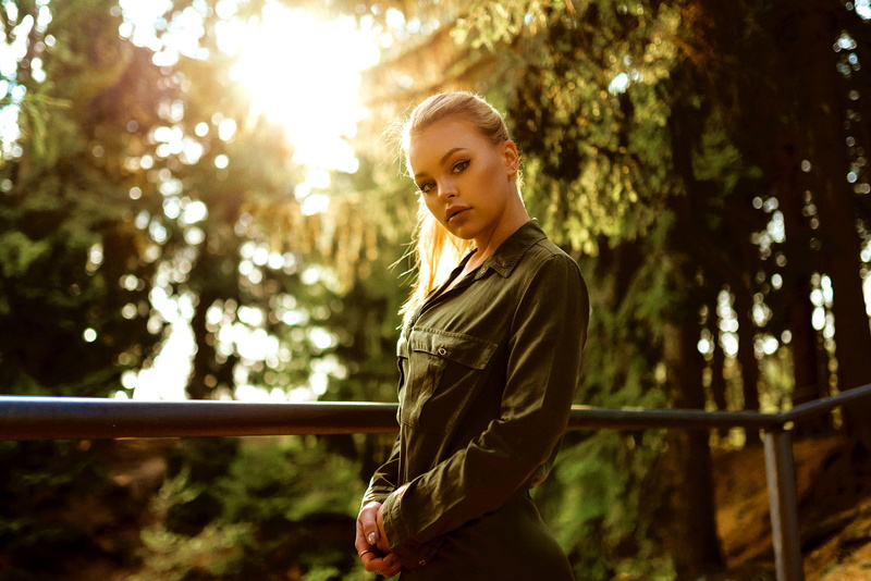 women outdoors, women, portrait, 1080P, Miro Hofmann, face, depth of field, blonde