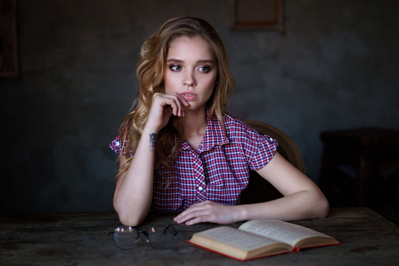 blonde, Katya Kotaro, wavy hair, photo, portrait, looking away, table, 1080P, model, depth of field, face, bokeh, blue eyes, Anna Shuvalova, finger on lips