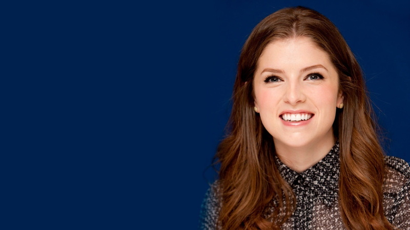 brown hair, smiling, positive emotion, 1080P, portrait, one person, blue, actress, body part, teenager, beauty, studio shot, Anna Kendrick, young adult