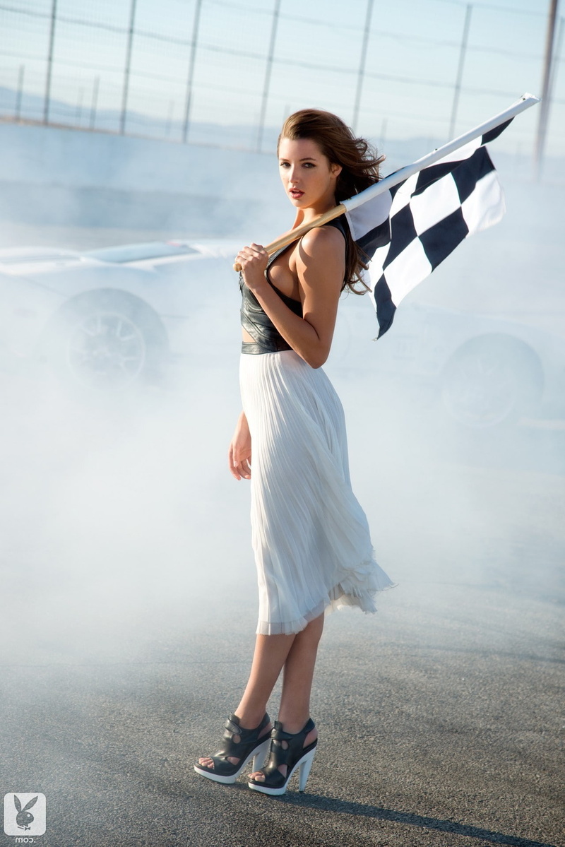 outdoors, hairstyle, young women, full length, 1080P, clothing, dress, beautiful woman, Alyssa Arce, adult, fashion, happiness, looking, shoe, women, Playboy