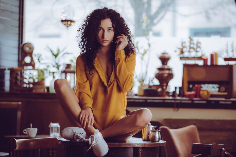 food and drink, Luca Miklosi, 2K, sitting, hair, brunette, home, beauty, adult, indoors, young adult, chair, domestic kitchen, one person, real people
