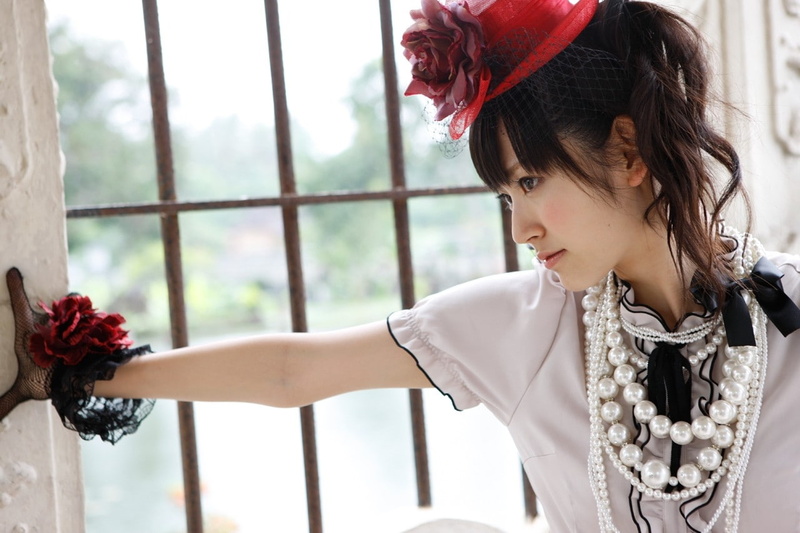 asians, hd, x, digital, airi, hello, project, art, Models, 720P, suzuki, japanese, motorcycles, books