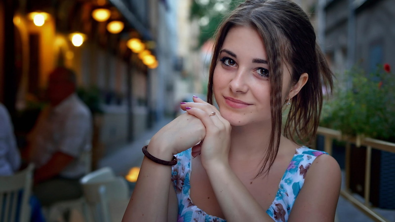 face, urban, brown eyes, Dana Kareglazaya, women, painted nails, Ivan Gorokhov, 1080P, women outdoors, smiling