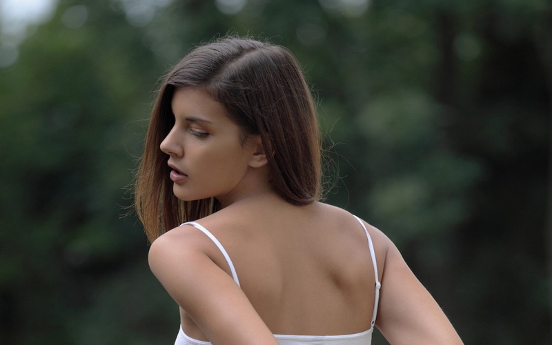 hairstyle, beautiful woman, brown hair, strap, profile, top, white tops, depth of field, Candice Luca, young adult, adult, brunette, white, contemplation