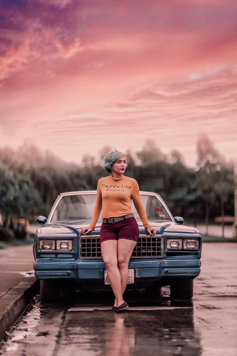 standing, retro, leaning, women, sunset, happy, gilr, panama, woman, sky, young adult, indie, motor vehicle, one person, 5K, young, white, red, lifestyles