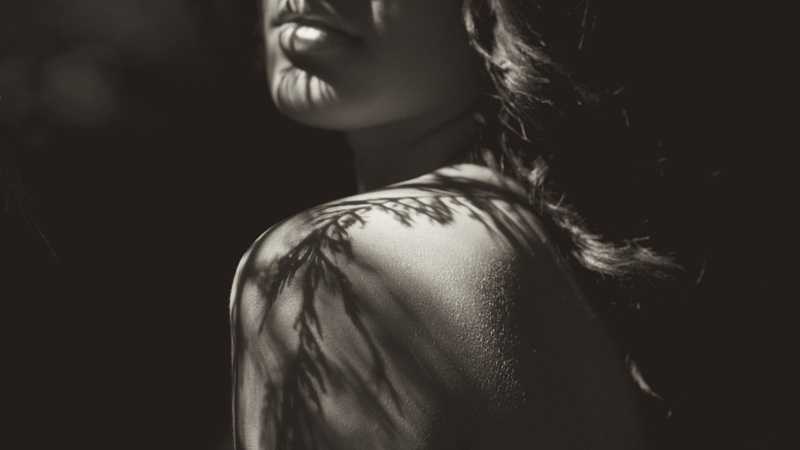 long hair, young adult, rear view, lifestyles, monochrome, black background, s, young women, hair, beauty, indoors, shirtless, brunette, studio shot, woman