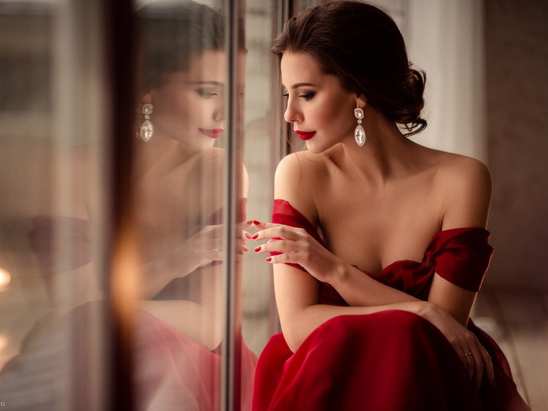 reflection, neckline, makeup, 720P, bare shoulders, brunette, women, window, red lipstick, portrait, model, painted nails, red dress, profile