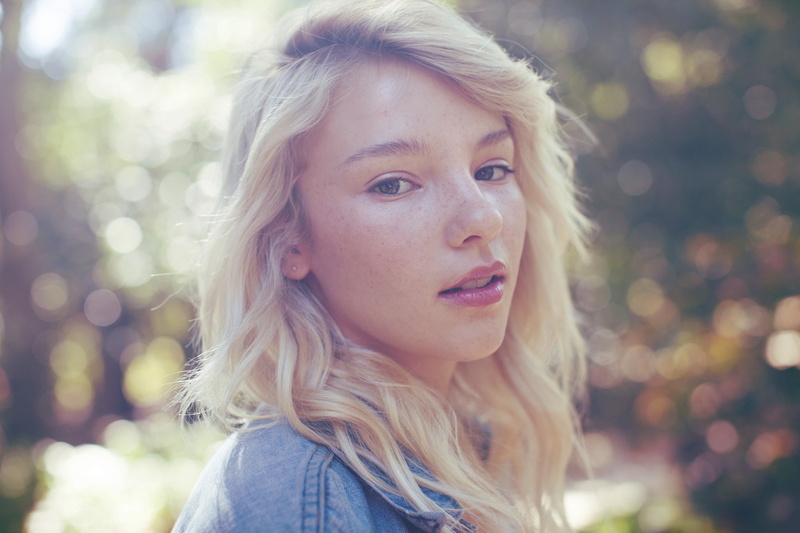 women outdoors, face, blonde, freckles, looking at viewer, model, Rachel Ann Yampolsky, women, open mouth, lipstick, wavy hair, 1080P