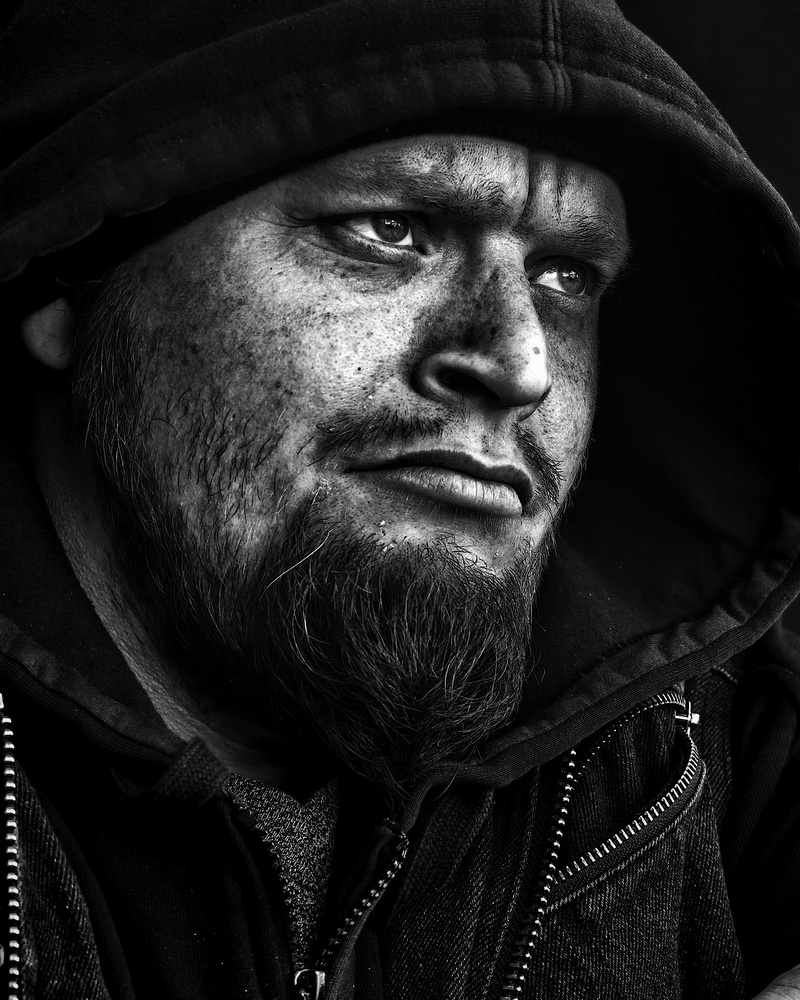 serious, real people, male, body part, lifestyles, homelessness, city, males, issue, jacket, life, adult, community, volunteer, hunger, food, portrait