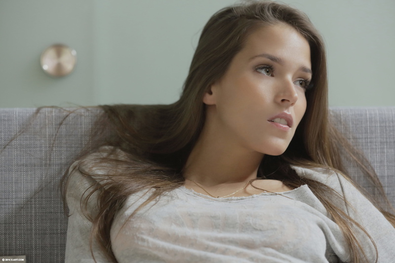 green eyes, one person, looking, headshot, s, shirt, furniture, lifestyles, young adult, indoors, adult, long hair, front view, hairstyle, beautiful woman