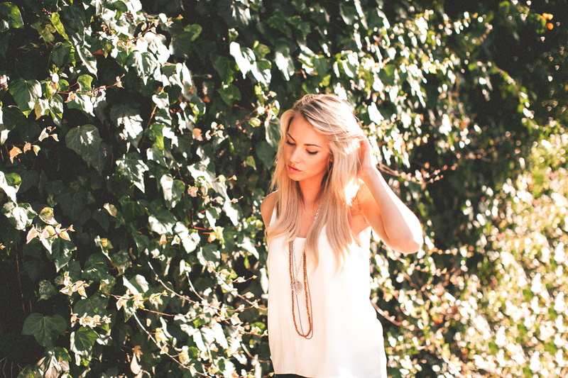 women, Lauren York, outdoors, blonde, girl, lifestyles, one person, leisure activity, young adult, blond hair, tree, real people, standing, 4K, hair, long hair