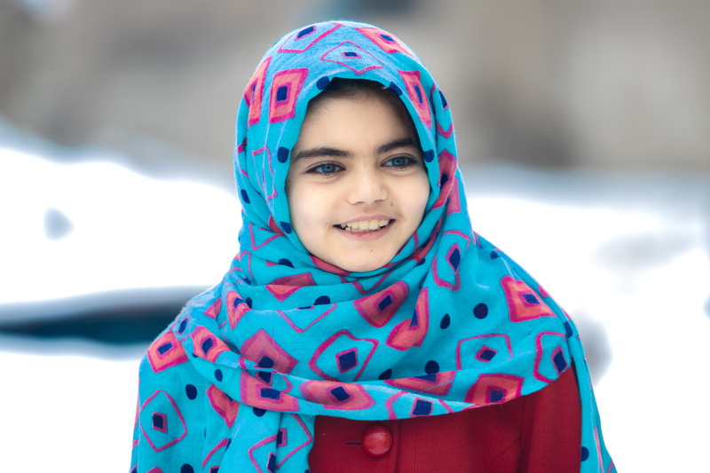 day, winter, warm clothing, smiling, leisure activity, real people, child, one person, woman, people, looking at camera, portrait, fashion, human, innocence