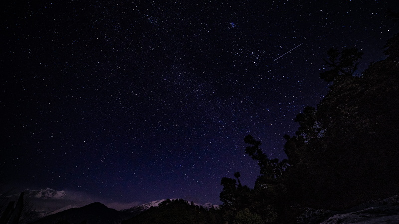 outer space, galaxy, sky, himalayas, starry sky, outdoors, sari, 5K, beauty in nature, night, low angle view, universe, no people, tranquility, astronomy
