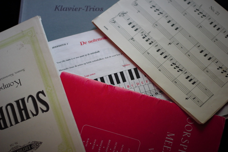 music, education, note, harmony, practice, music lessons, business, paper, calendar, melody, message, classic, musical, show, table, sound, 5K, text, indoors