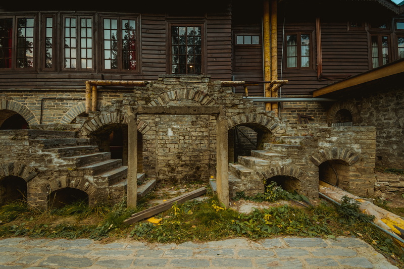 ruins, kashmir, stone gateway, wooden palace, steps and staircases, old and new, 5K, residential district, staircase, evening, old, built structure, walnut wood