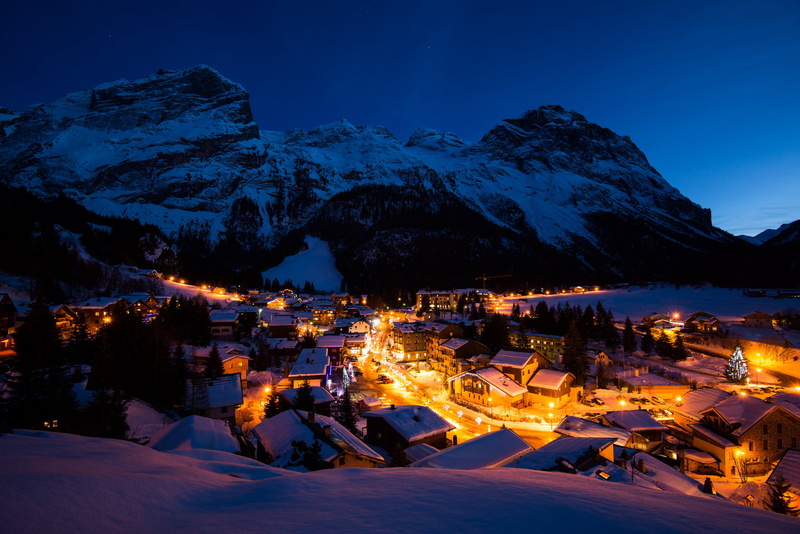 street Light, townscape, snow, dusk, europe, cold temperature, lighting Equipment, cityscape, lights, christmas, light - Natural Phenomenon, sky, tourism
