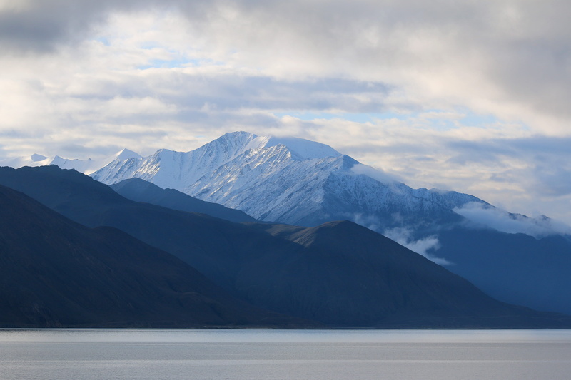 explore, snowcapped mountain, mountain peak, 5K, lake, tranquil scene, mountain, earth, tranquility, no people, shadow, nature, mountain range, beauty in nature