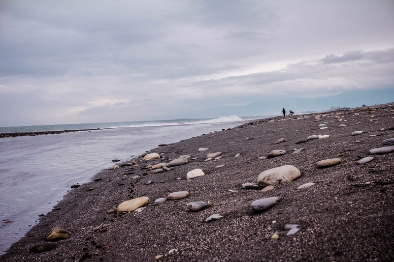 beach, scenics - nature, water, pebble, tranquility, 5K, tranquil scene, taitung county, taiwan, solid, rock - object, beauty in nature, non-urban scene