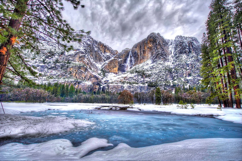 sky, river, outdoors, ice, tranquility, day, no people, non-urban scene, beauty in nature, water, frozen, cold temperature, nature, tranquil scene, landscape