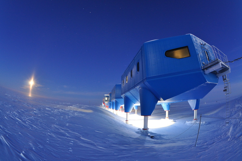 4K, ice, Antarctica, lights, nature, building, technology, fisheye lens, evening, Moon, snow, science, Concordia Research Station, clear sky, moonlight
