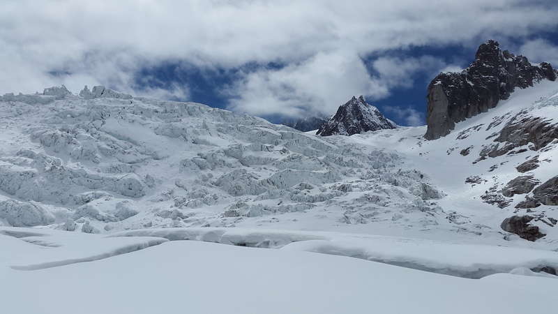 mountains, snow, mountain, cold, coniferous tree, beauty in nature, fog, 4K, mer de glace, overcast, mont blanc group, alpine, chamonix, snowcapped mountain