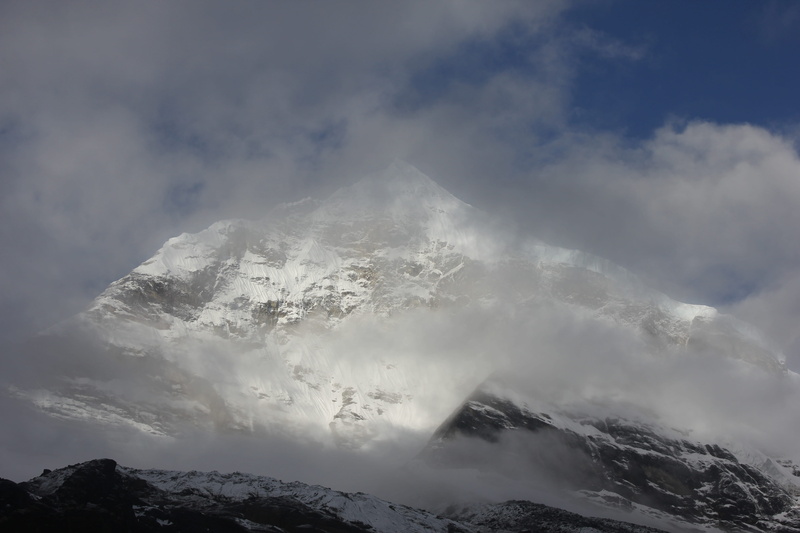 yangle kharka, tranquility, mountain range, cold temperature, environment, tranquil scene, formation, makalu bass camp path, beauty in nature, majestic