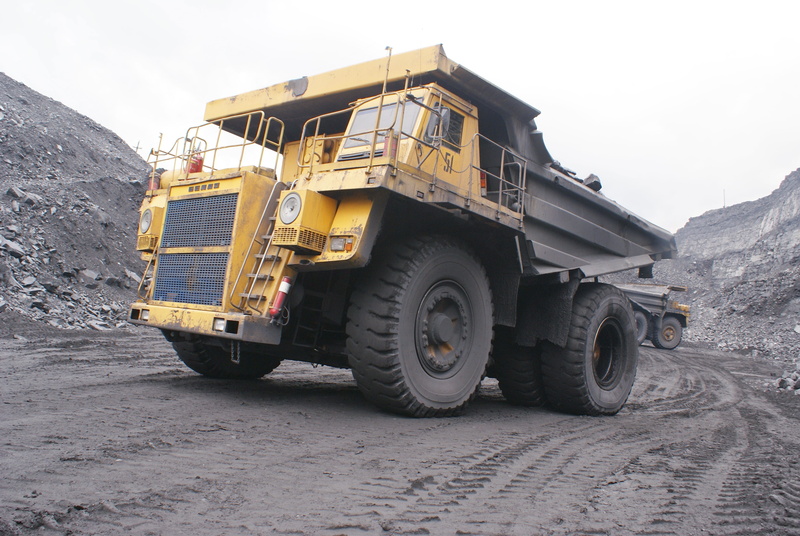 nature, Hard Labour, car, Production, transportation, road, construction site, commercial land vehicle, wheel, miners, gigantic proportions, industry, belaz