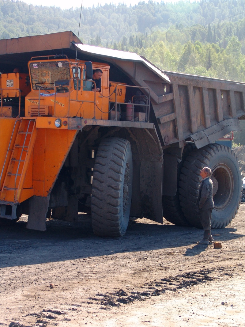 working, land, bulldozer, coal mining, transportation, nature, work, industry, men, minerals, coal, summer, wheel, outdoors, construction industry, occupation