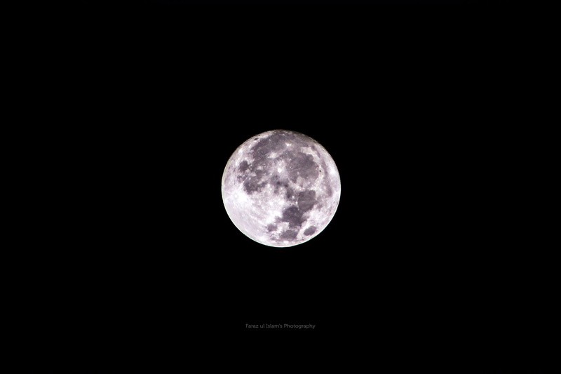 copy space, 1080P, outdoors, space and astronomy, majestic, night, geometric shape, moon surface, beauty in nature, dark, low angle view, shape, circle