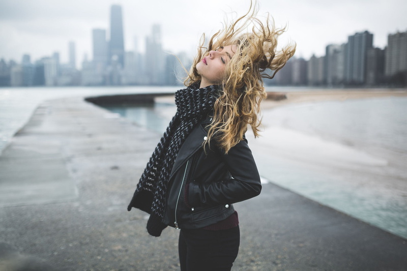 women, leisure activity, city, 1080P, building exterior, windy, blond hair, architecture, long hair, scarf, standing, young women, beautiful woman, young adult