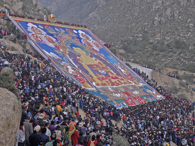monastery, lhasa, real people, high angle view, crowd, sport, large group of people, protestor, lifestyles, group of people, 2K, adult, tibet, outdoors