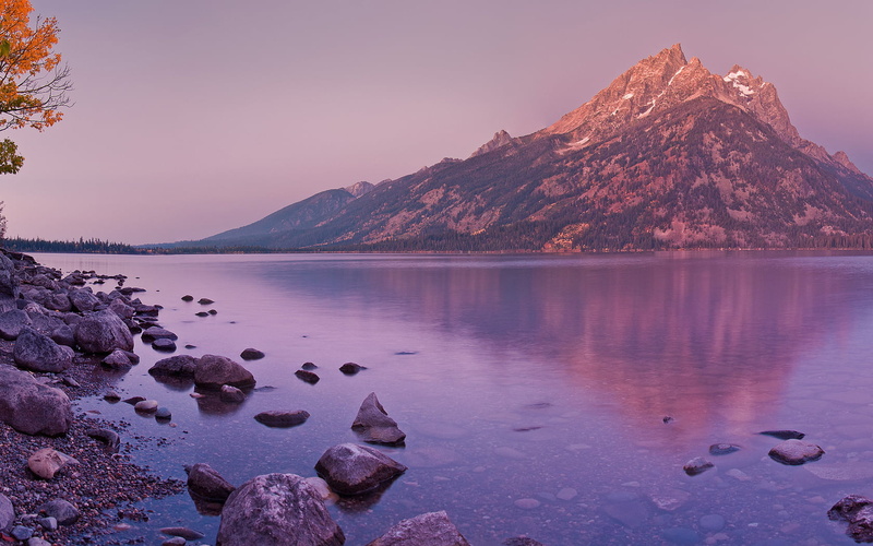 mountain range, snowcapped mountain, jenny, beauty in nature, scenics - nature, rock - object, tranquility, no people, brown, landscape, water, Lake, twilight
