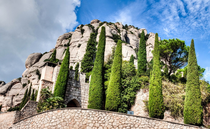 leaf, mountain, green, Montserrat, clouds, Spain, 1080P, Catalonia, monastery, sky, trees
