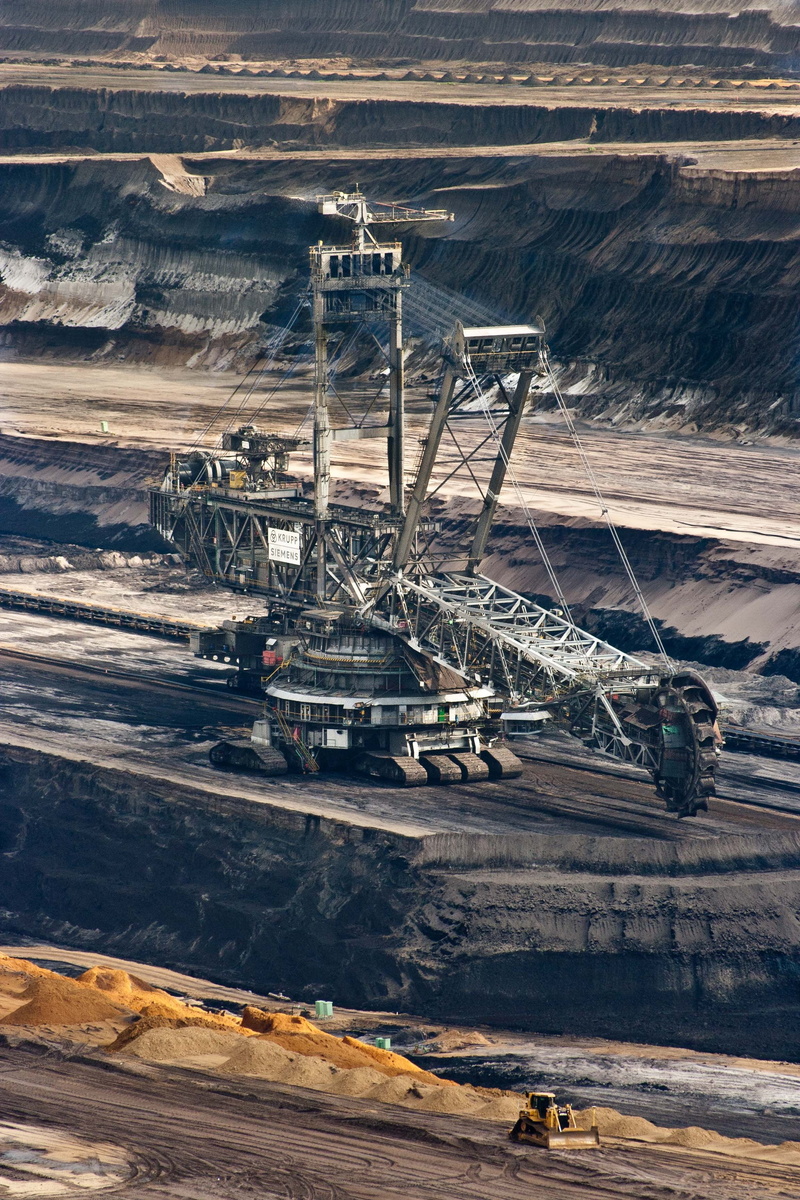 white, construction industry, open pit mining, land, brown coal, landscape, fuel and power generation, environment, machinery, high angle view, industrial plant