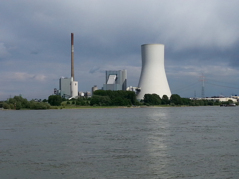 no people, architecture, fumes, building exterior, outdoors, smoke stack, air pollution, water, nature, duisburg, day, chemical plant, environmental issues
