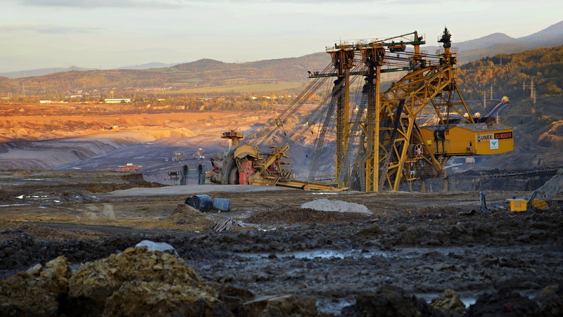equipment, mine, construction industry, land, landscape, coal mine, mountain, day, extraction, architecture, outdoors, sky, occupation, environment, industrial equipment