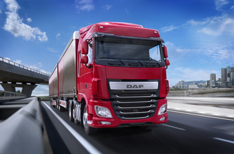 tractor, Euro6, train, DAF, track, clouds, 2K, the city, the sky, 6x2, DAF XF 440 FTG, red, the trailer, Space Cab