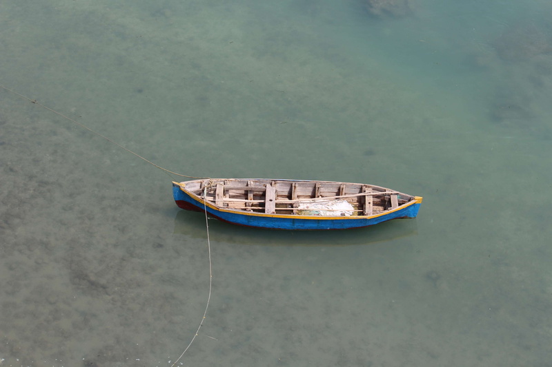 4K, fishing, waterfront, see, transportation, boat, fishing boat, rope, day, india, reflection, high angle view, nautical vessel, lake, rowboat, floating