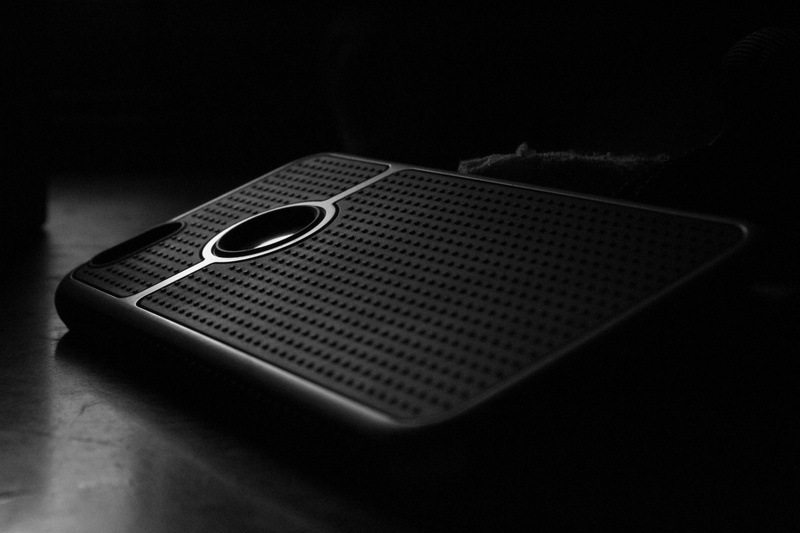 touch, personal accessory, safety, tamilnadu, protection, gadget, mobile, internet, computer equipment, ios, digital, close-up, hole, single object, communication