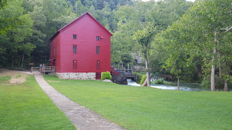 architecture, america, outdoors, Missouri, landmark, tourism, travel, rural scene, plant, states, tree, Usa, lawn, green color, day, building exterior