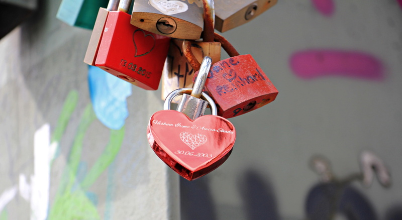 5K, luck, castles, Hohenzollern Bridge, padlock, text, love oath, emotion, Love, connection, close-up, lock, love lock, communication, valentines Day - Holiday