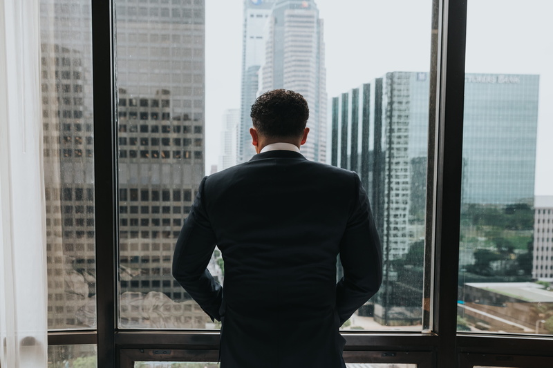 view, 5K, wedding, suited, businessman, person, urban, built structure, architecture, near, hands, corporate business, city, business, males, putting