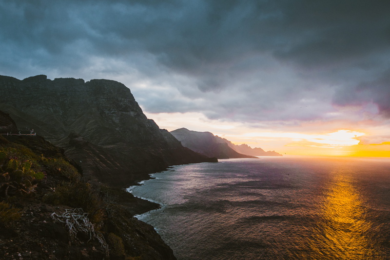 hour, photography, water, beach, scenics, tranquil scene, coastline, mountain, 5K, summer, seascape, cloudy, rock - Object, dusk, ocean, cloudscape, sky