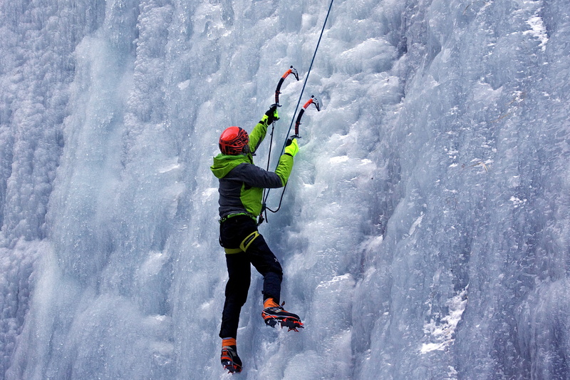 helmet, risk, sport, marmolada, harness, sports helmet, ice falls, safety harness, nature, mountain, italy, mountaineering, serrai di sottoguda, adventure